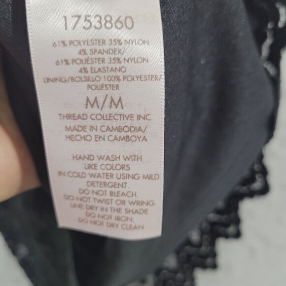 NEW Black Lace Floral Short Sleeve By Teddi Rose Scalloped Hem Keyhole M// 25CT - Picture 6 of 9